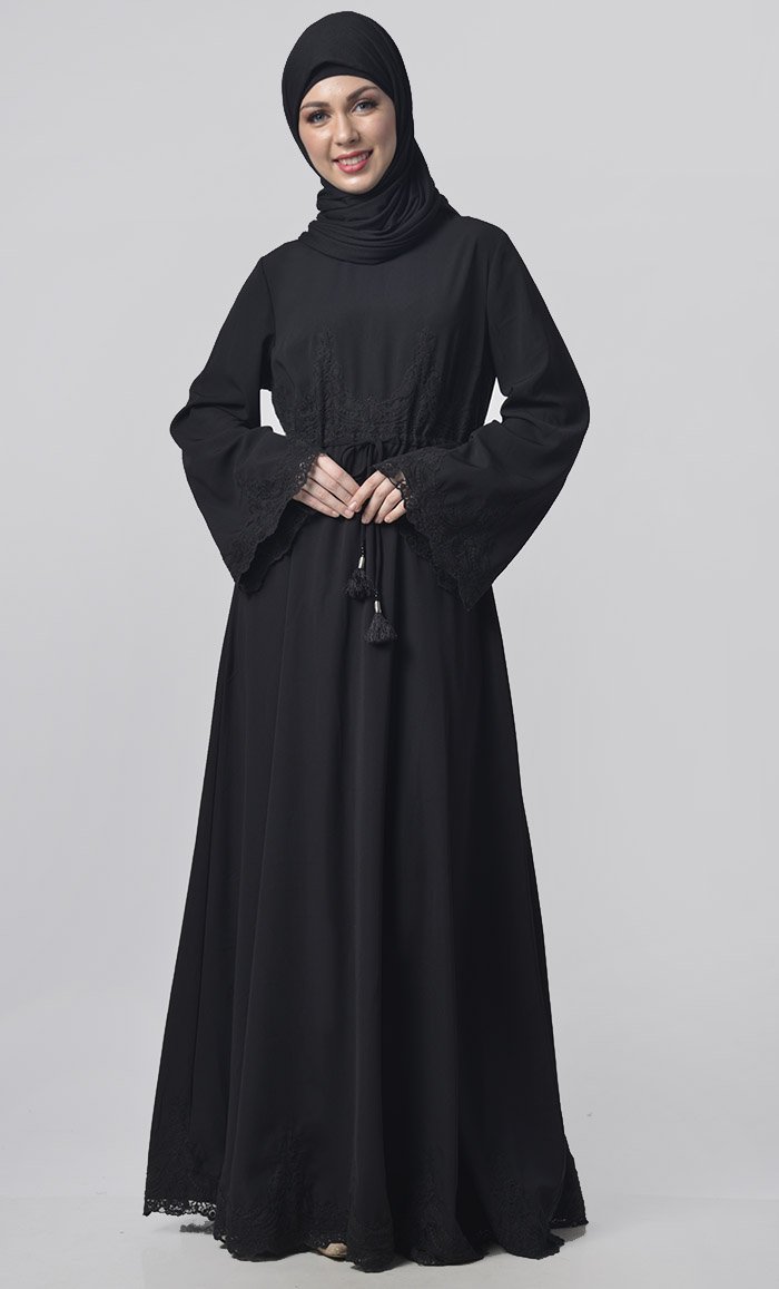 Black Flared Dori With Tassel Detailing Abaya