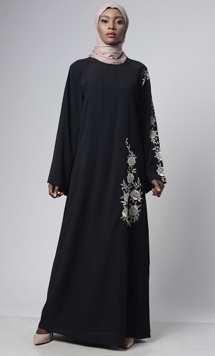 Floral Thread Embroidered Dubai Abaya