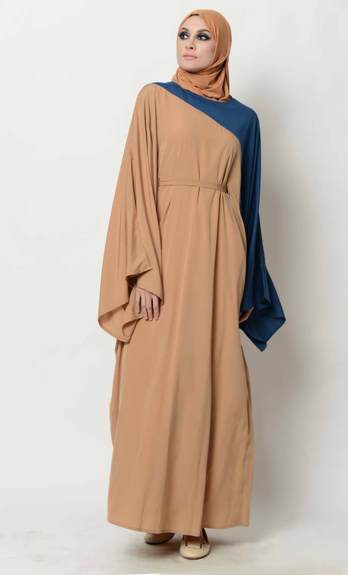 Slashed Pop Colorblocked Crepe Abaya Dress