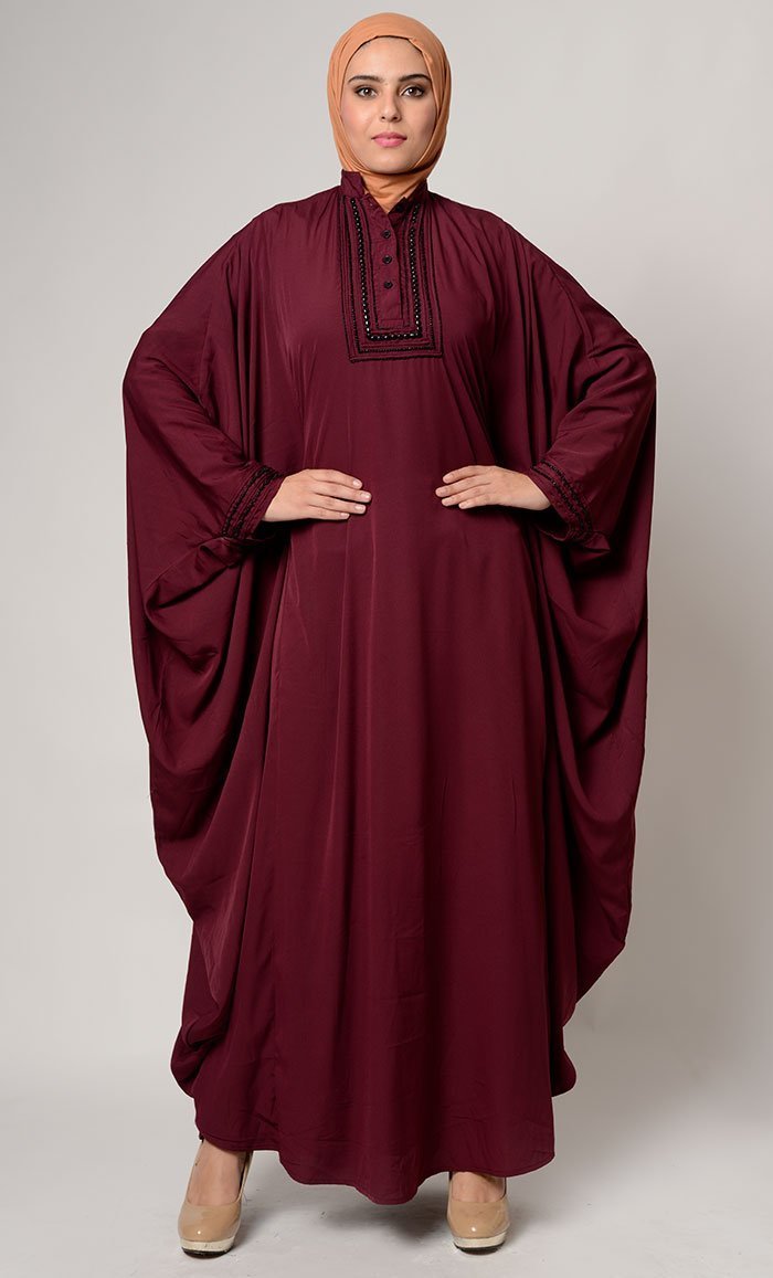 Embroidered And Elongated Sleeves Traditional Kaftan